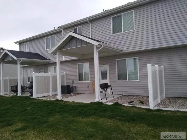 55 Cedar Ln, Malad City, ID 83252