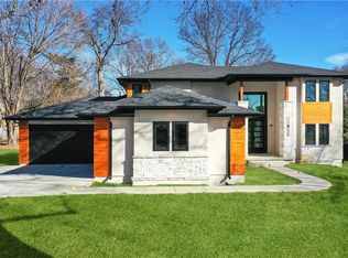 9441 Belinder Rd, Leawood, KS 66206