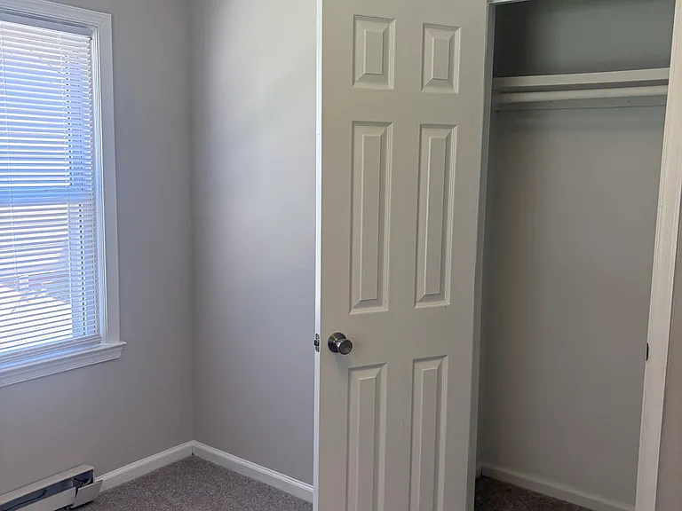 105 Roland Dr — Photo 18