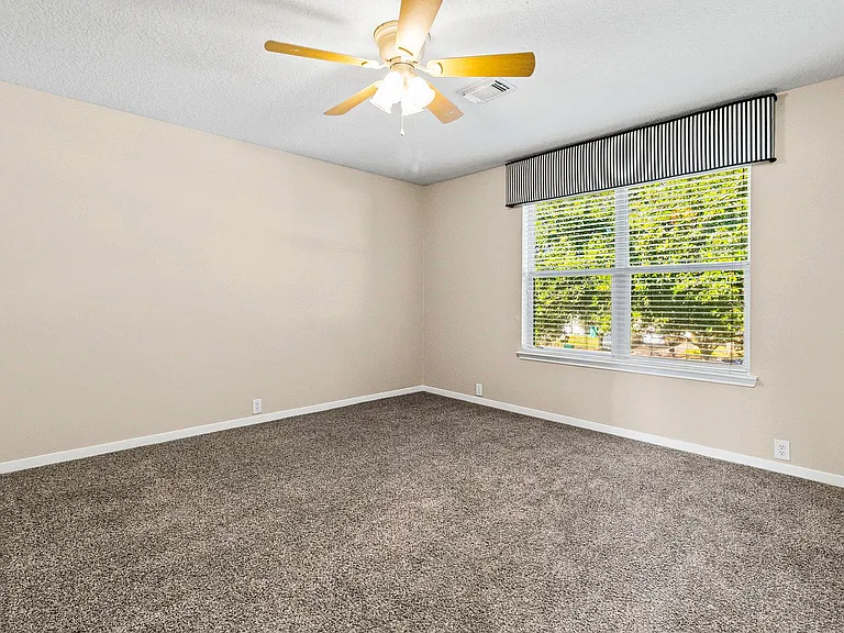 18327 Atasca Woods Trce — Photo 21