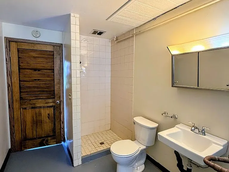 442 Avis Ave NW — Photo 10