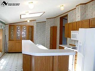 2nd image of 147 Paradise Blvd