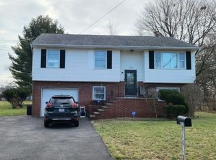 458 Ralph St, Somerset, NJ 08873