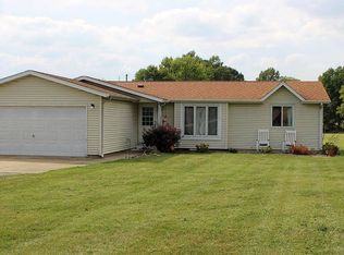 8079 N 1075th St, Robinson, IL 62454