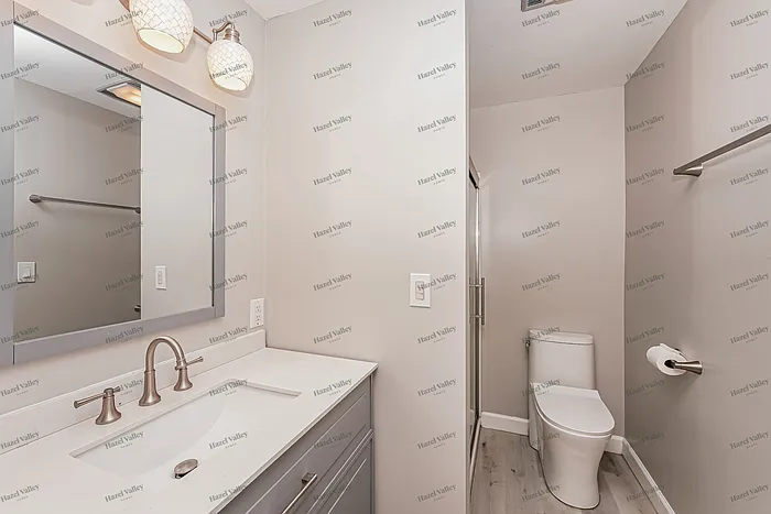 128 Lafayette St — Photo 8