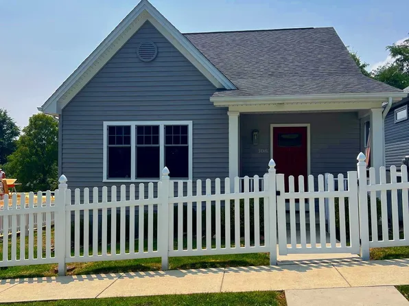 308 Holliday Hills Dr, Hollidaysburg, PA 16648