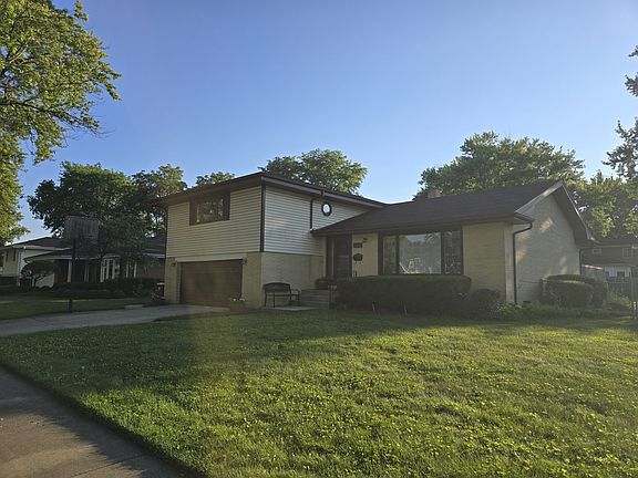 2nd image of 14 N Forrest Ave