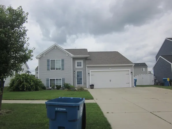 16506 Bedington Dr, Linden, MI 48451
