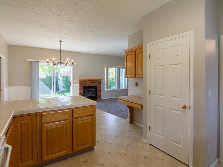 4647 N Tumbleweed Pl — Photo 9