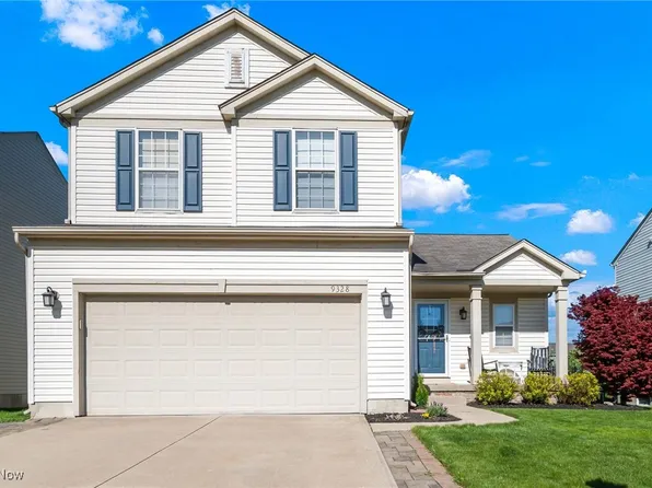9328 Saybrook Dr, North Ridgeville, OH 44039