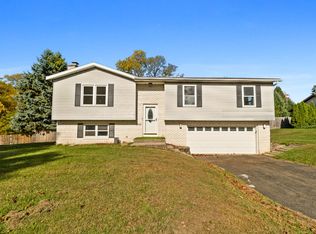 6428 Hearthstone Ln, Erie, PA 16505
