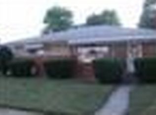28661 Desmond Dr, Warren, MI 48093