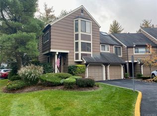 173 Treetop Cir, Nanuet, NY 10954