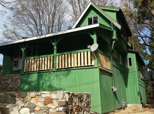 22690 Valley View Dr, Crestline, CA 92325