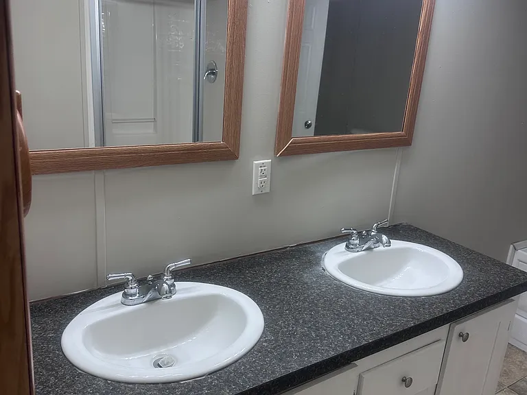 12239 Skyview Dr — Photo 12