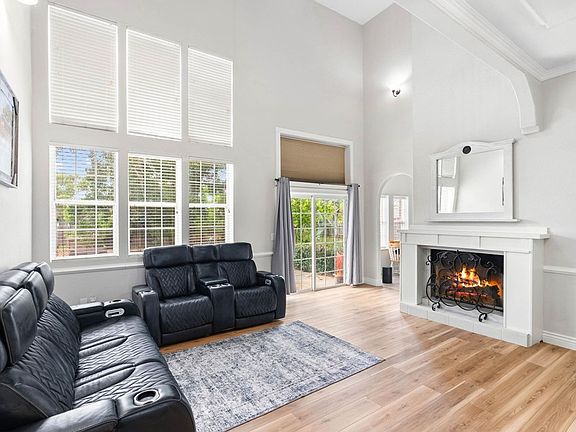 3rd image of 3455 Avenue A