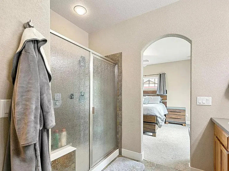 1162 Village Cir — Photo 17