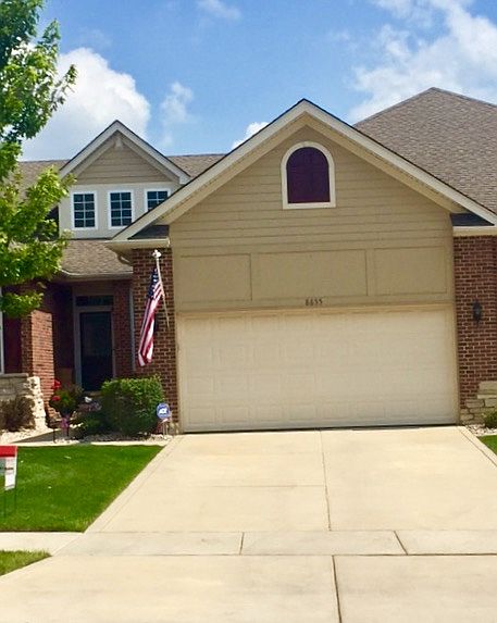 1st image of 8655 Lake Hills Dr