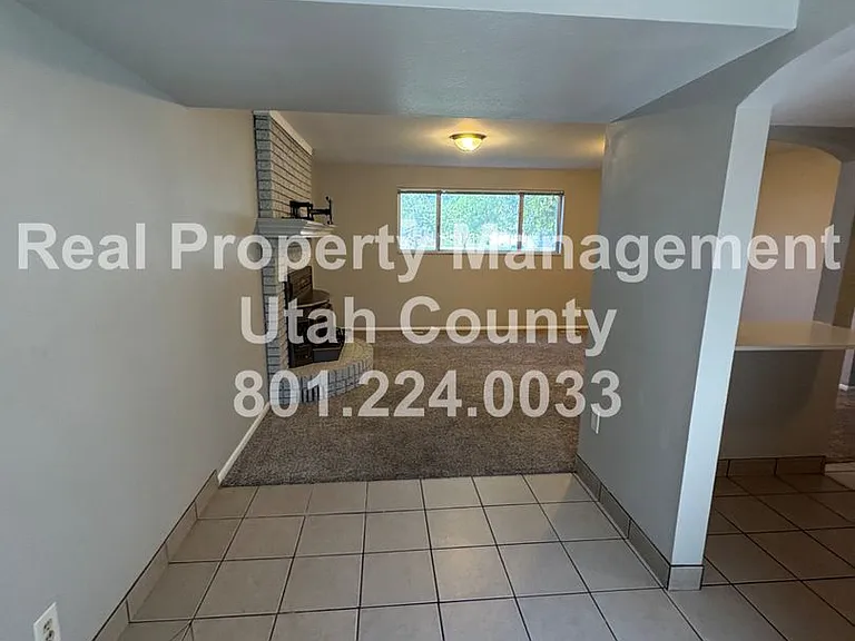 1474 N 375 W — Photo 5