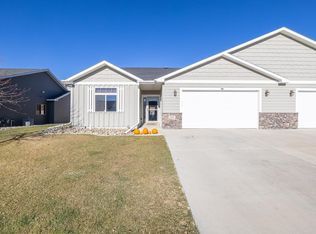 3042 Hoefer Ave, Rapid City, SD 57701