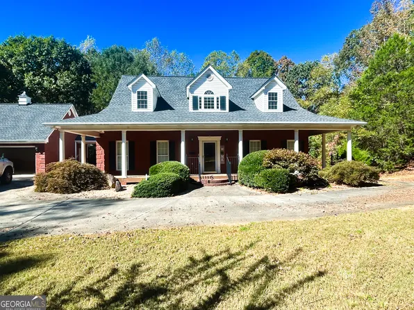 1136 Cole Lake Rd, Dallas, GA 30157