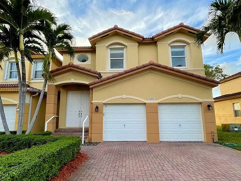 8666 NW 109th Ct — Photo 1
