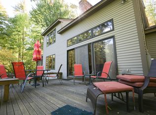 2 Washington Dr, Amherst, NH 03031