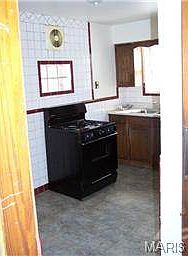 5th image of 8504 Tara Ln