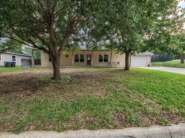116 River Frst, Castroville, TX 78009