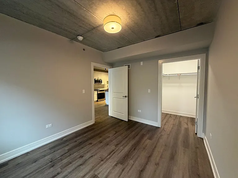 955 W Carmen Ave #204 — Photo 6