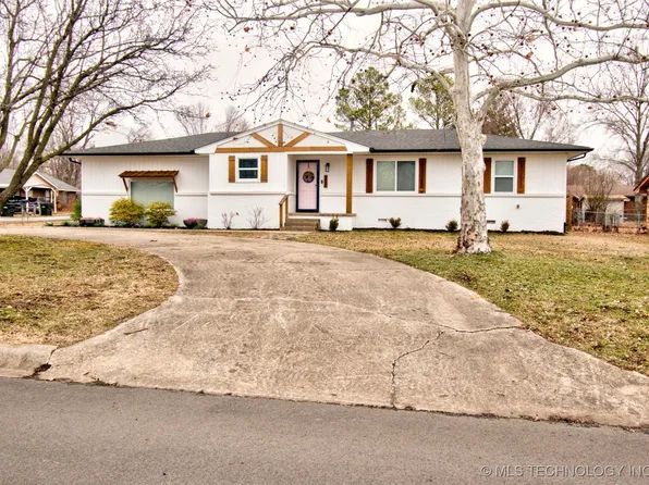 302 S Meigs St, Fort Gibson, OK 74434