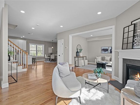 3rd image of 2 Old County Village Rd #B