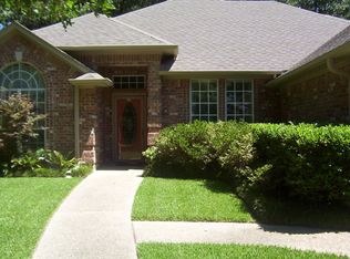 3306 Oak Village Dr, Tyler, TX 75707