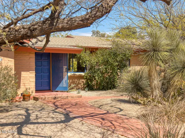 5255 E Holmes St, Tucson, AZ 85711
