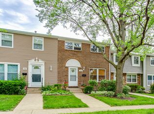 1924 Flintshire Dr, Schaumburg, IL 60194