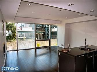 3rd image of 122 New St APT 3C