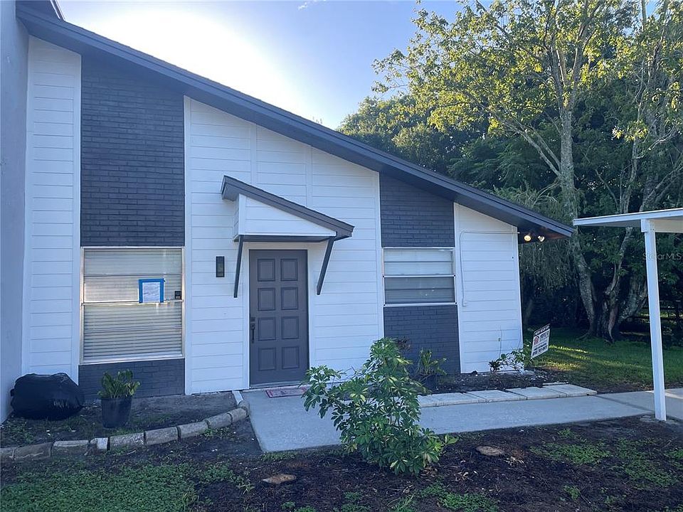 1st image of 2914 Martha Ln