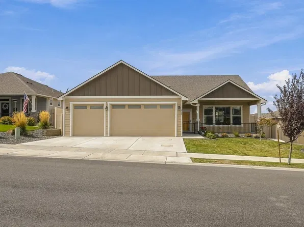 3742 S Van Buren Pl, Kennewick, WA 99338