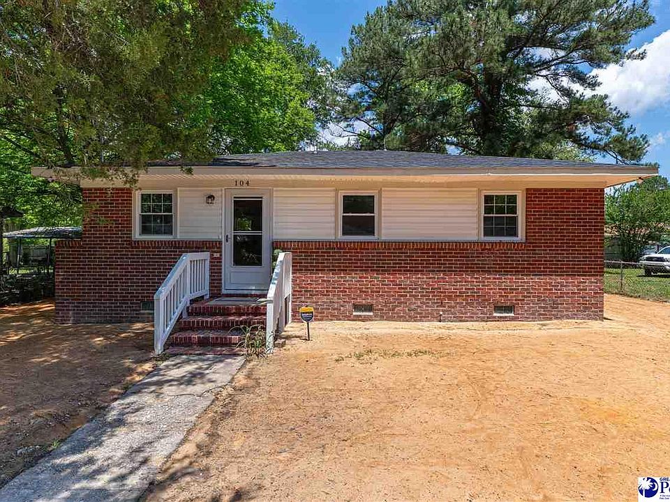 1st image of 104 Harllee Dr