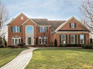 7449 Merion Ct, Solon, OH 44139