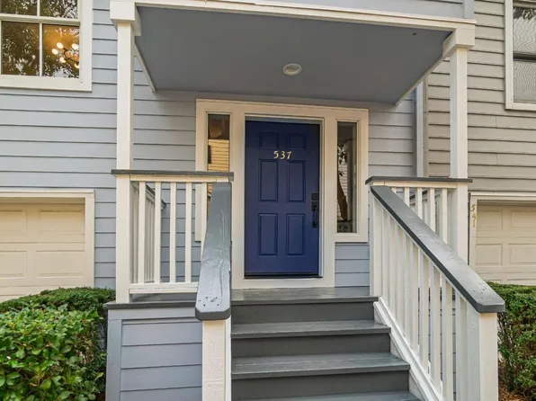537 Driscoll Pl, Palo Alto, CA 94306