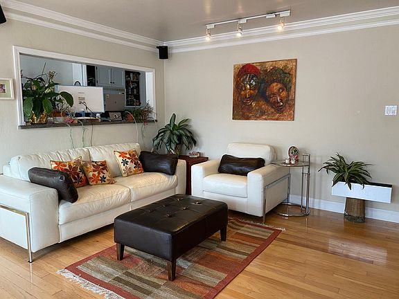 Living room, another view
