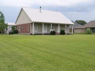 38354 Babin Rd, Gonzales, LA 70737