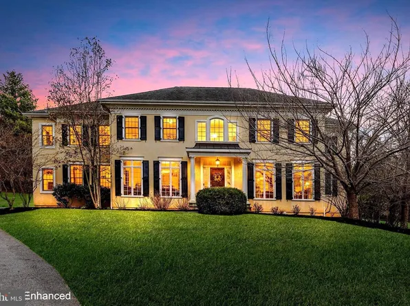 371 Trillium Ln, Wayne, PA 19087