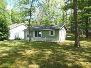615 Lone Pine Dr, Harrison, MI 48625