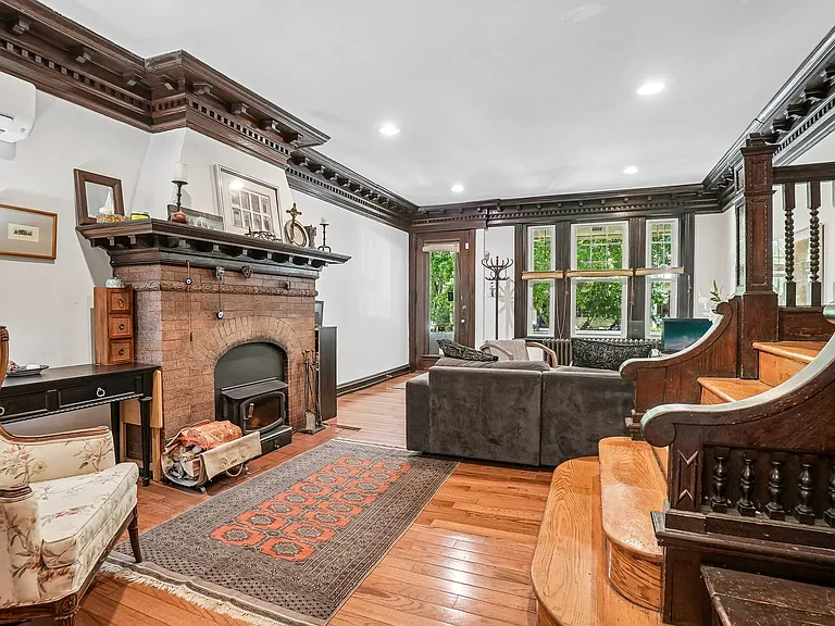 4646 Hazel Ave — Photo 12