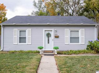 2806 Crawford St, Bellevue, NE 68005