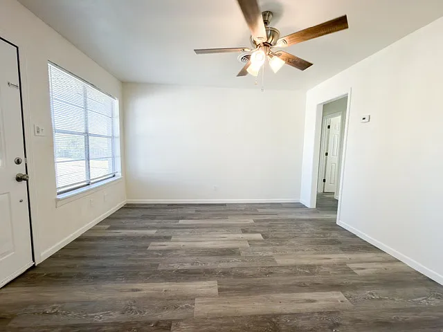 4302 NW Pollard Ave — Photo 5