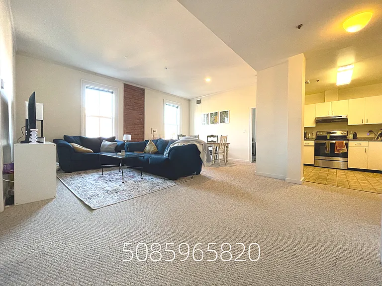 4 Davis Ave #3A — Photo 4