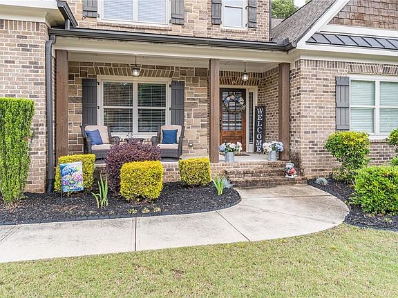3rd image of 851 Coopers Ridge Path